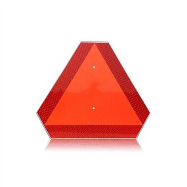 Повільно рухається автомобіль трикутник знак